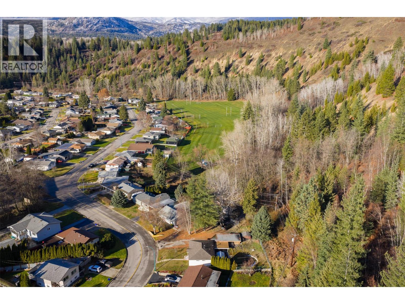 39 Hillside Drive, Trail