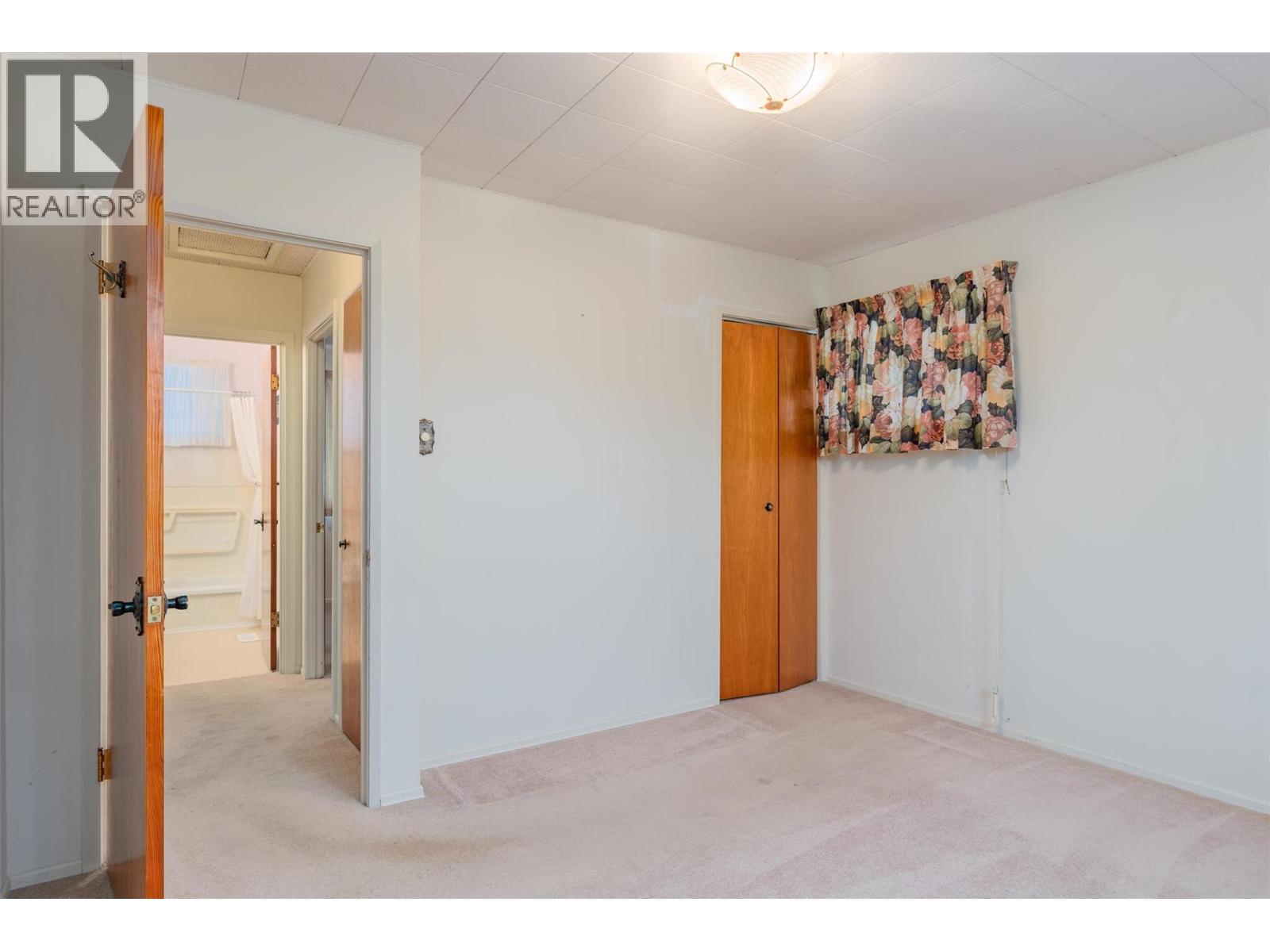 39 Hillside Drive, Trail