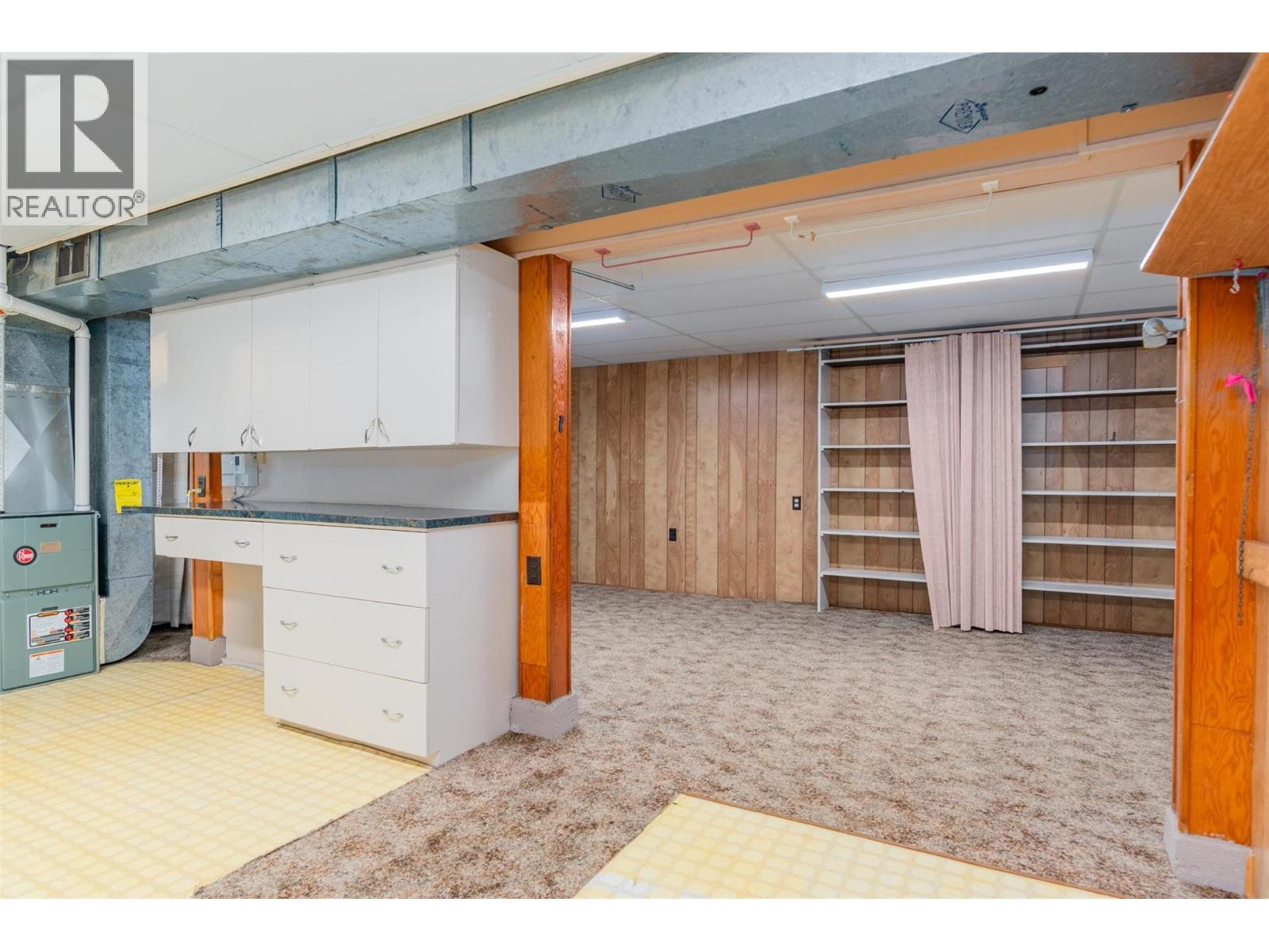 39 Hillside Drive, Trail