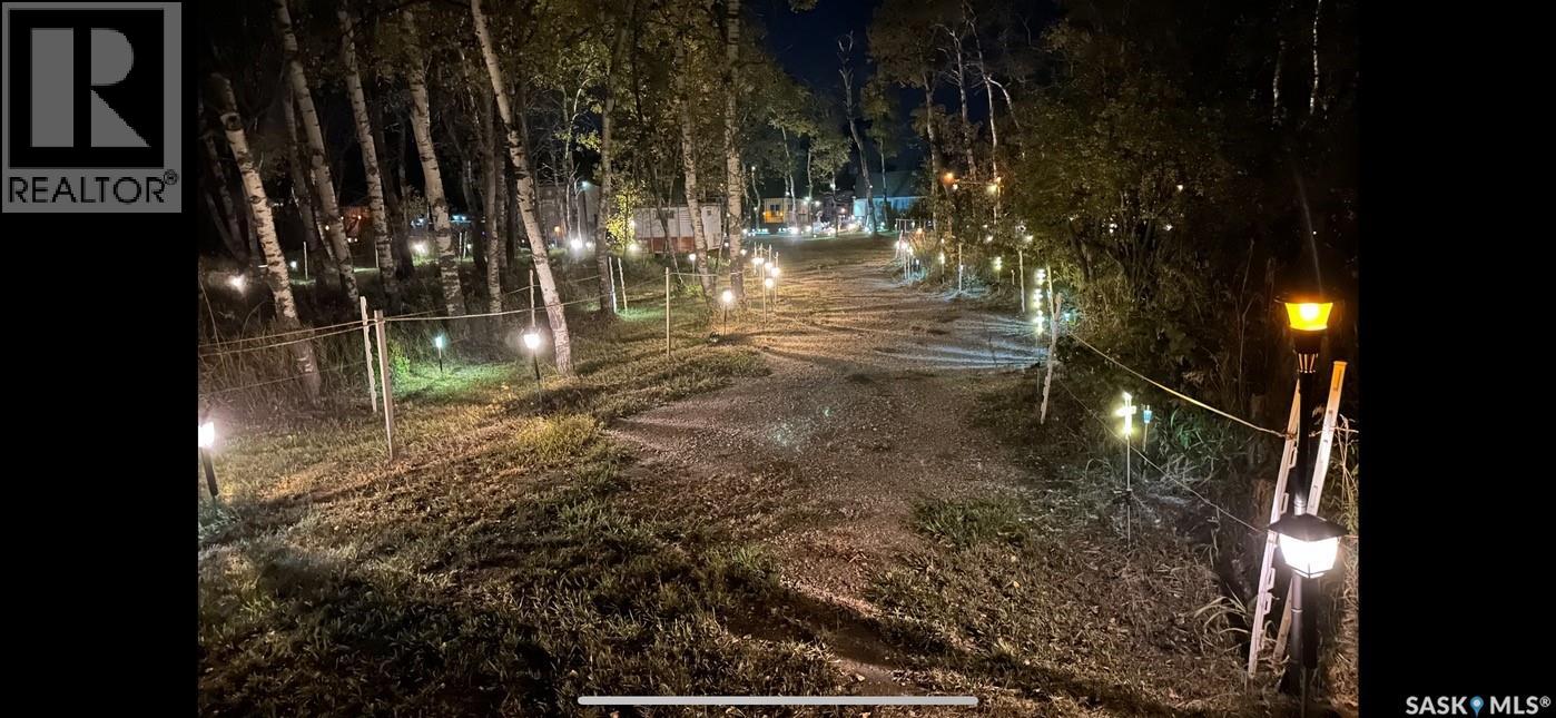 HUNTERS PARADISE - 14