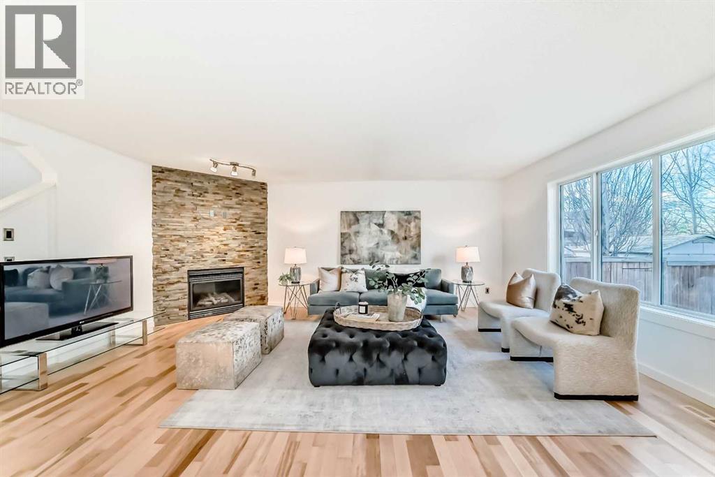 Single Family House for Sale in  Chapalina Close SE Chaparral Calgary 