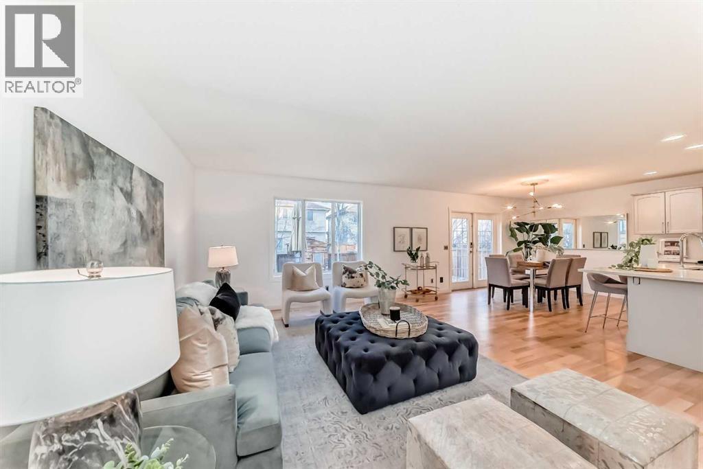 Single Family House for Sale in  Chapalina Close SE Chaparral Calgary 