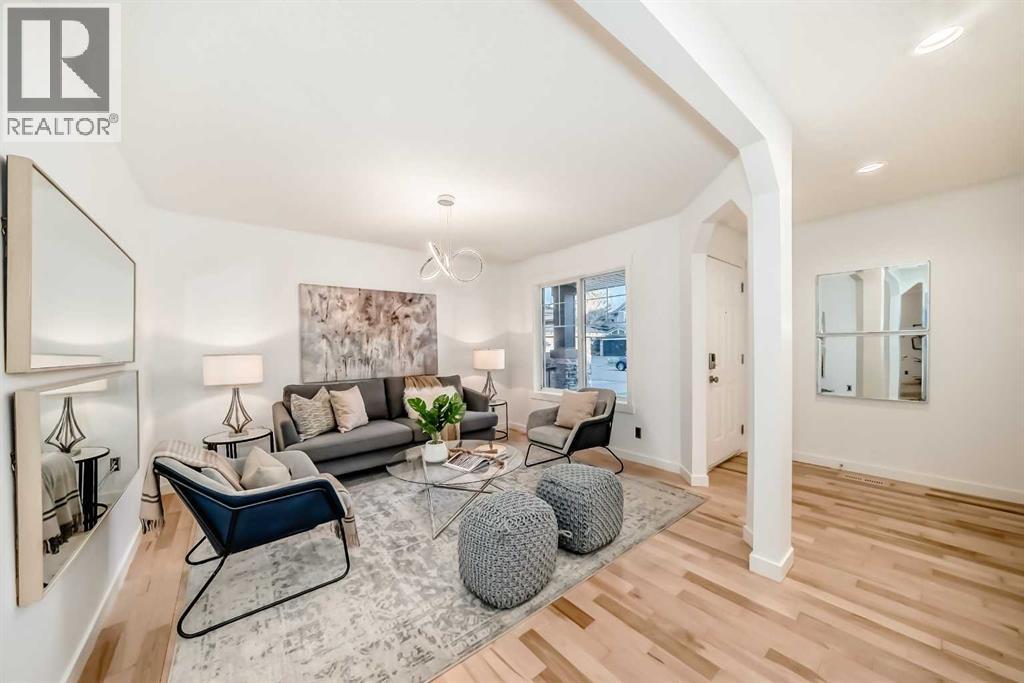 Single Family House for Sale in  Chapalina Close SE Chaparral Calgary 