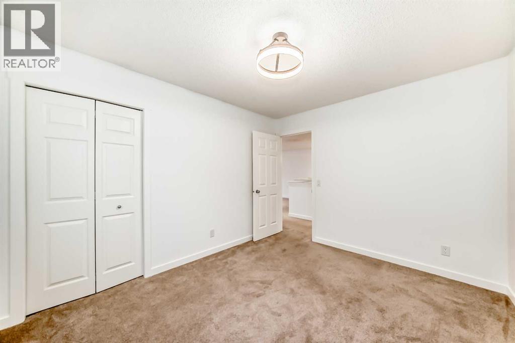 Single Family House for Sale in  Chapalina Close SE Chaparral Calgary 