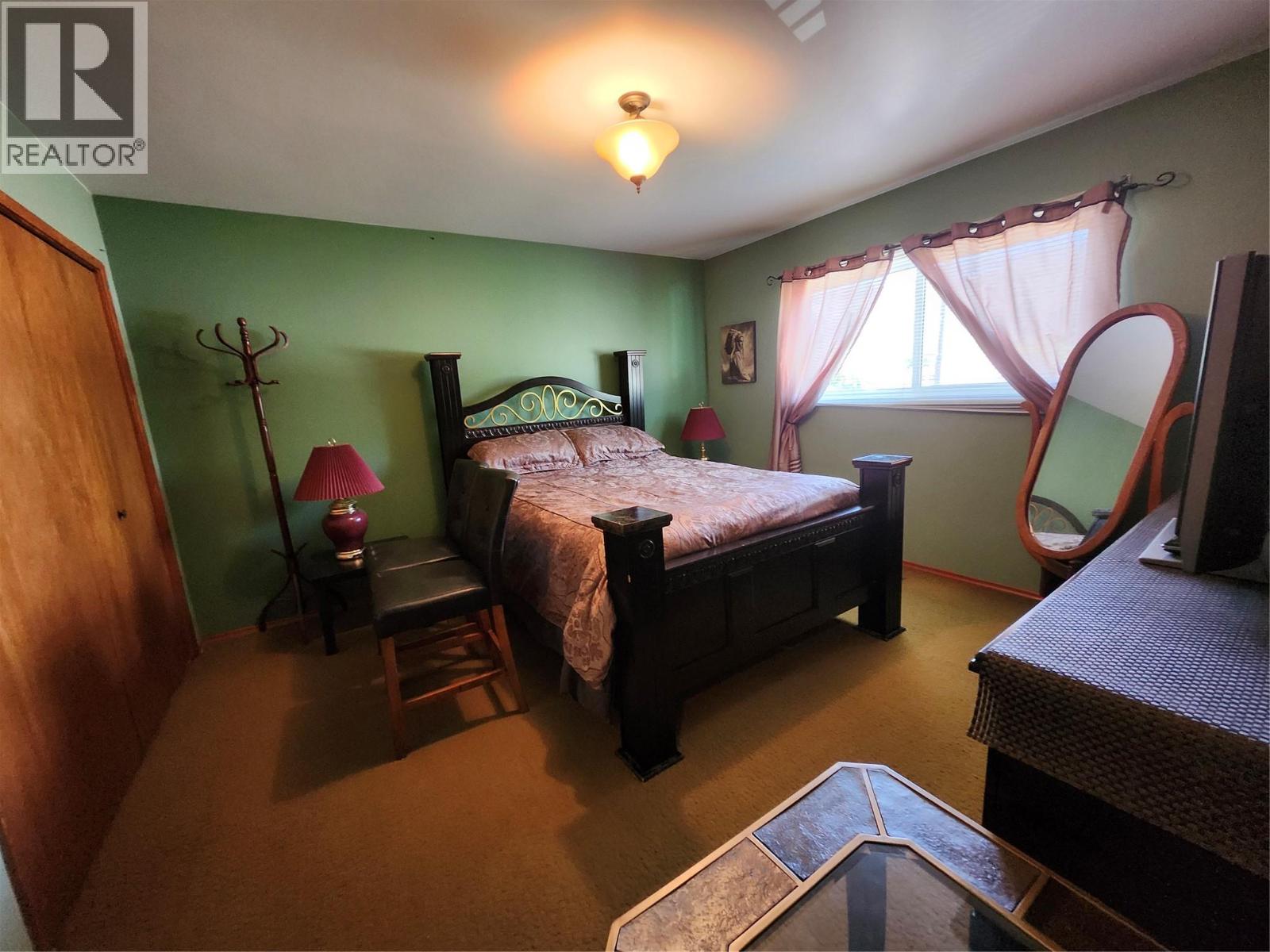  6453 Park Drive, Oliver