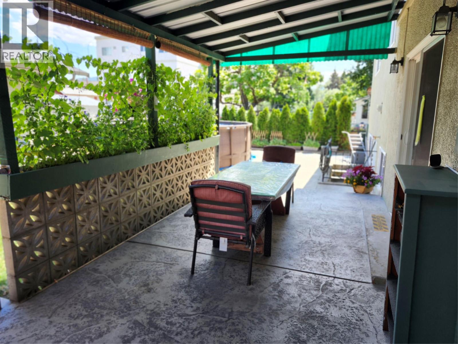  6453 Park Drive, Oliver