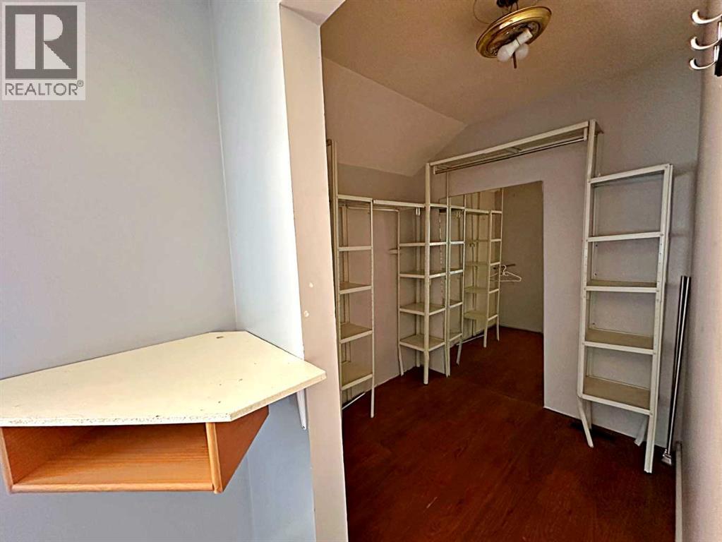 400 Silin Forest Road, Fort McMurray