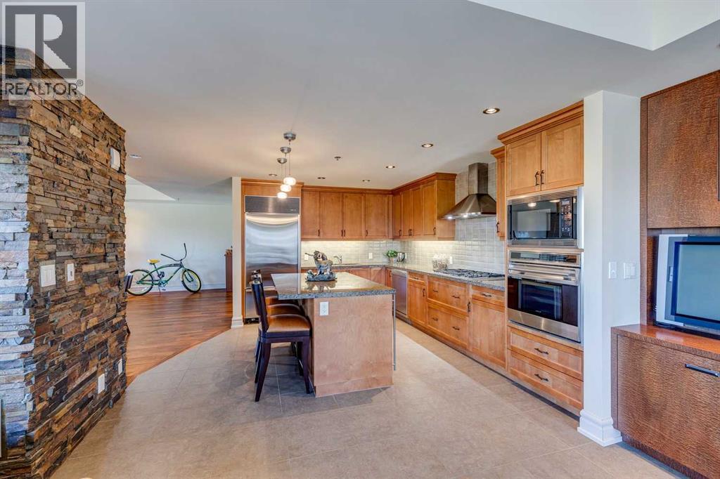 Single Family House High rise for Sale in   Princeton Way SW Eau Claire Calgary 