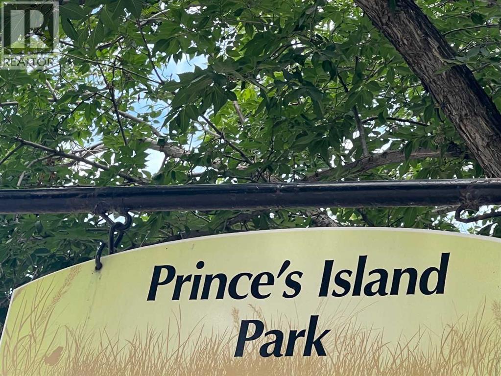 Single Family House High rise for Sale in   Princeton Way SW Eau Claire Calgary 