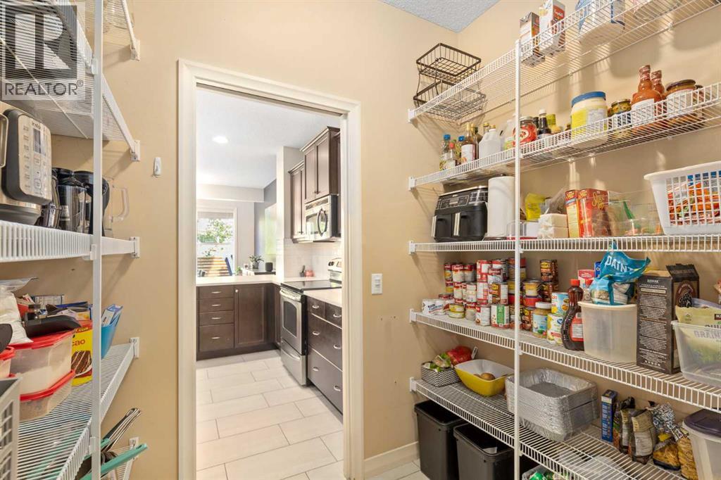 112 Sunset View, Cochrane