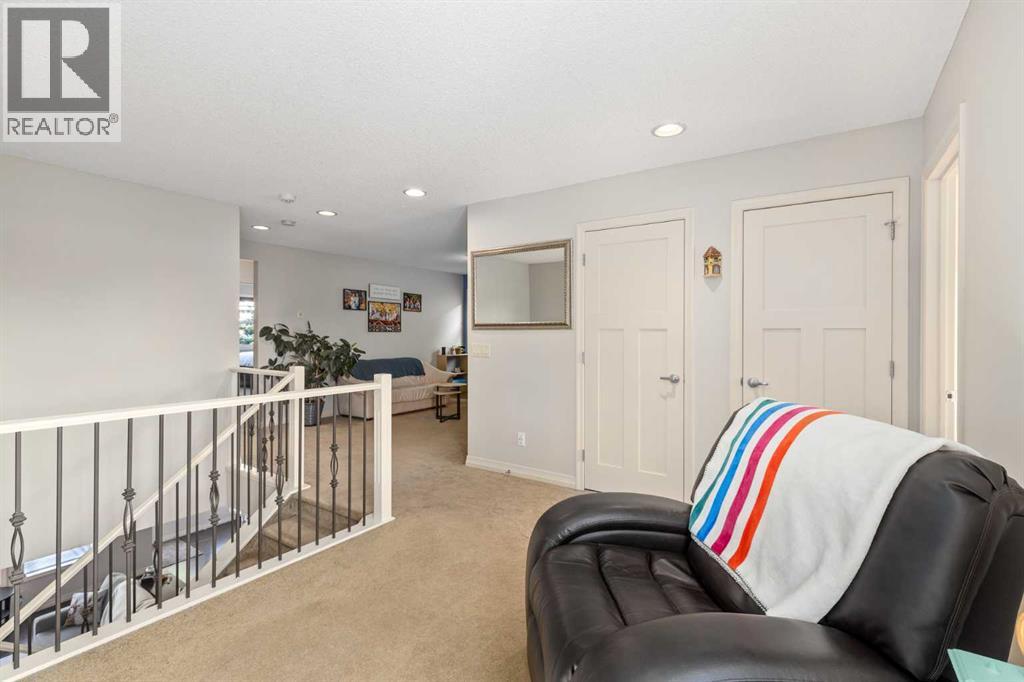 112 Sunset View, Cochrane