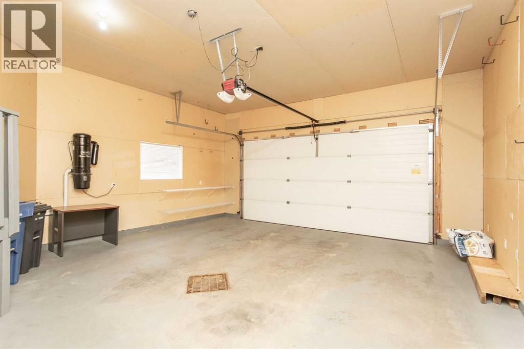 12 Irving Crescent, Red Deer