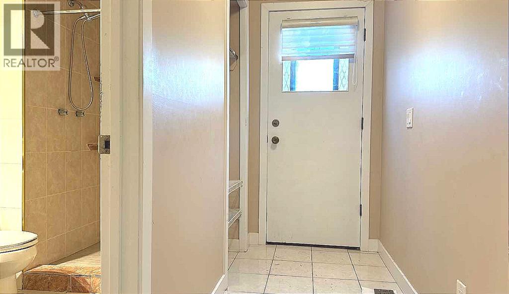 Single Family House 4 Level for Sale in   Avenue NE Pineridge Calgary 