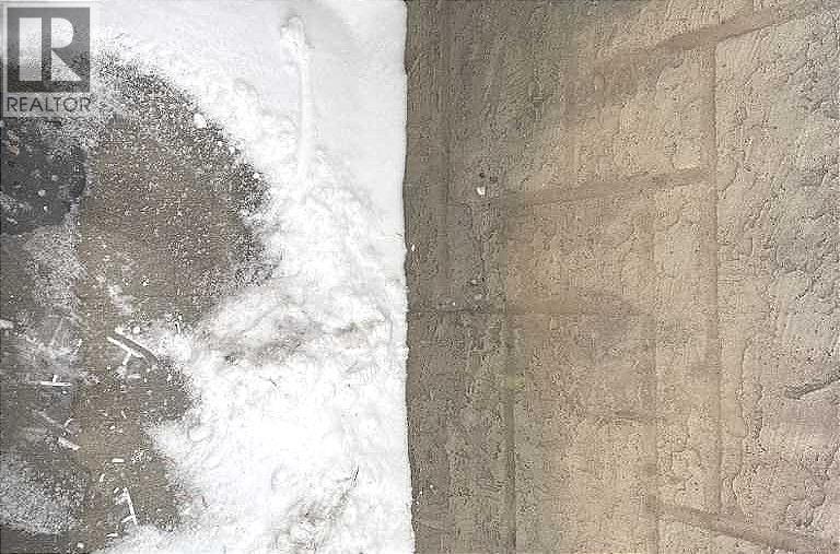 Single Family House 4 Level for Sale in   Avenue NE Pineridge Calgary 