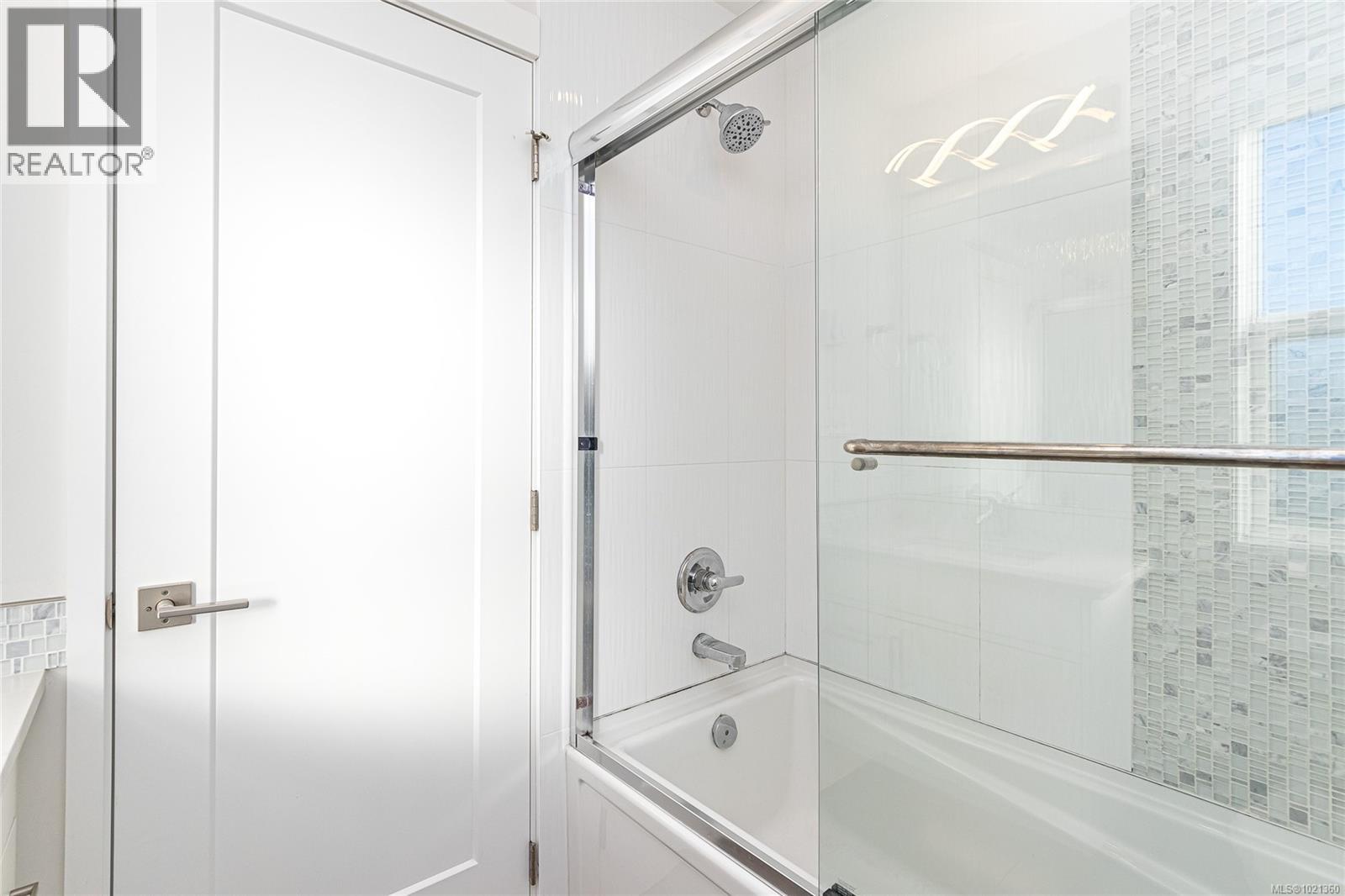 116 3429 Happy Valley Road, Langford