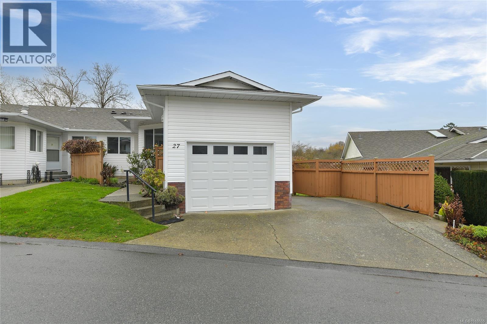 27 4125 INTERURBAN Road, Saanich