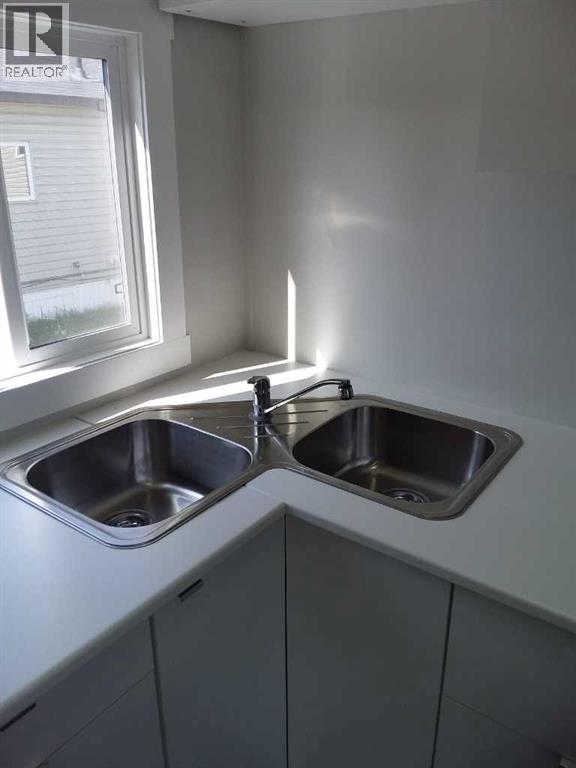 Single Family House Mobile Home for Sale in    Avenue SE Red Carpet Calgary 