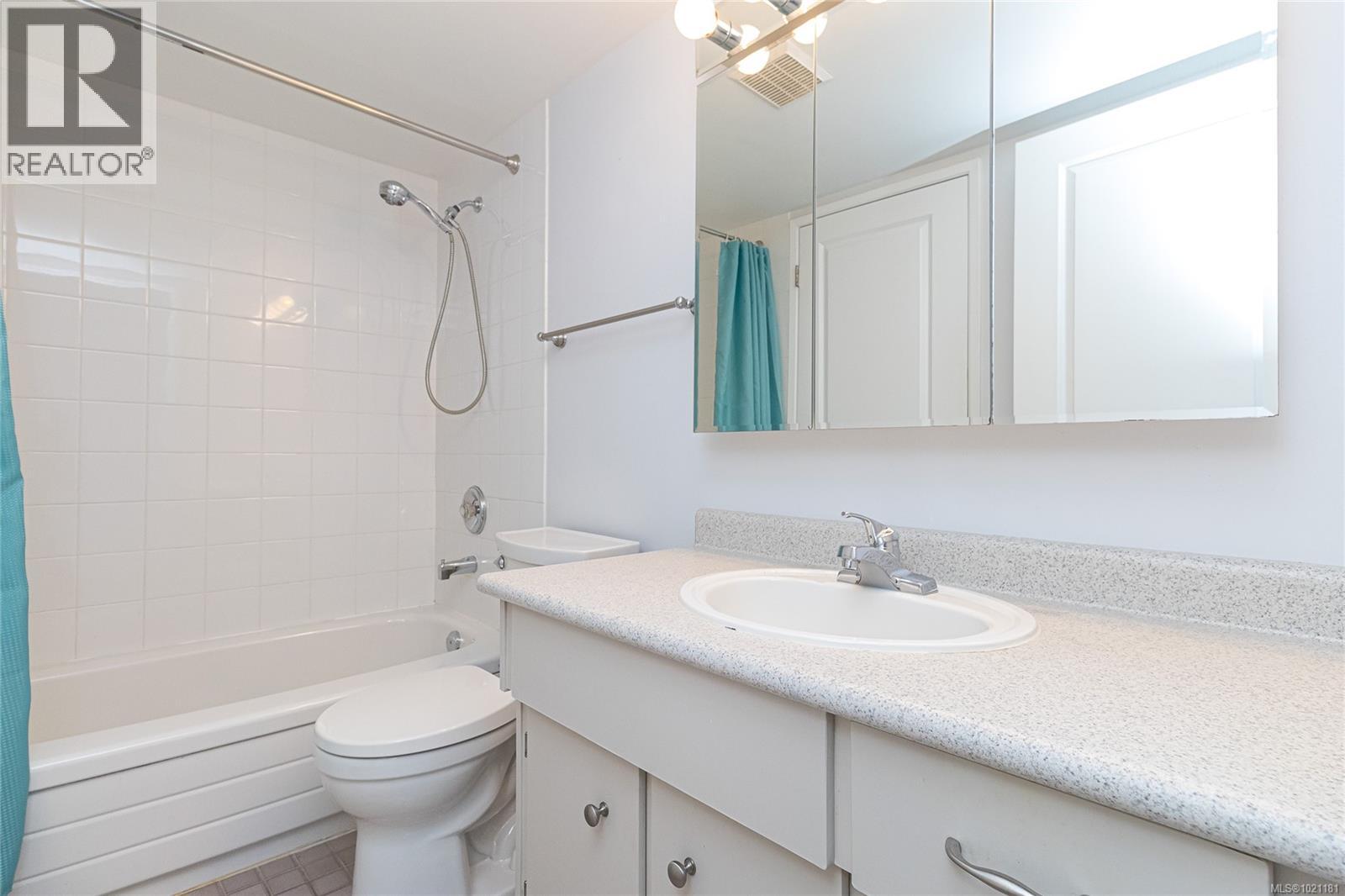 506 69 Gorge Road West, Saanich