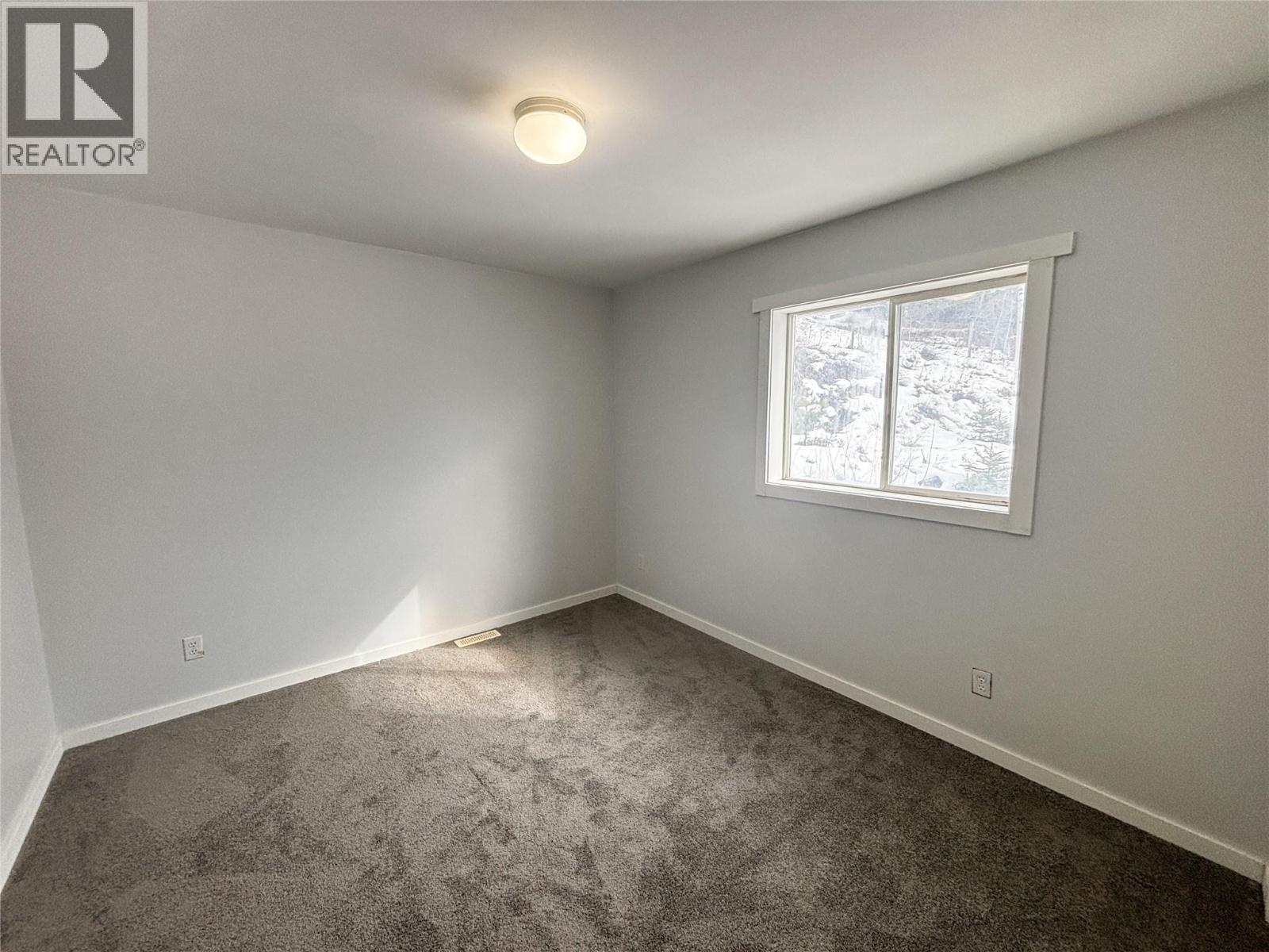 2866 95 Highway, Brisco