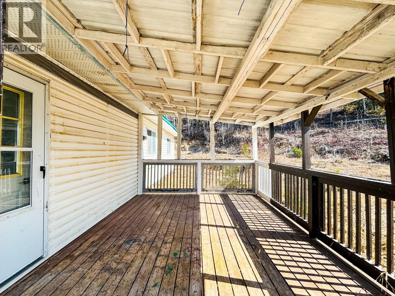 2866 95 Highway, Brisco