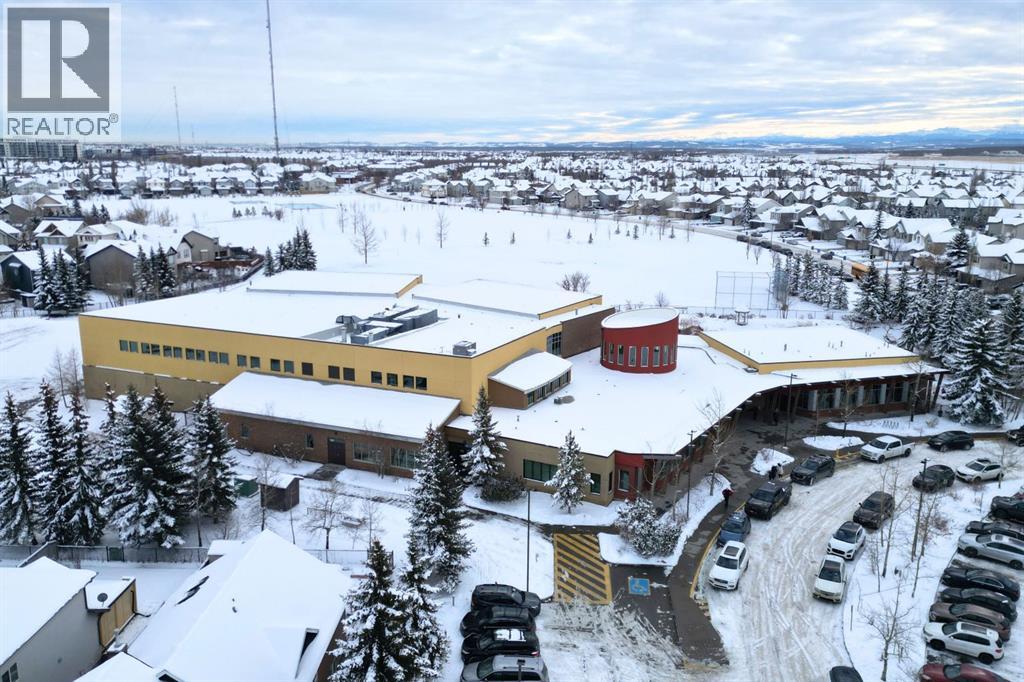 Single Family House for Sale in  Cougarstone Square SW Cougar Ridge Calgary 