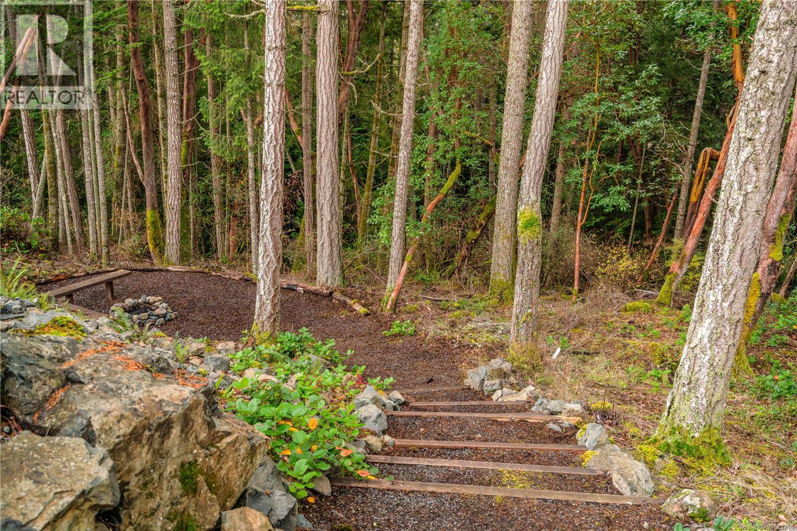 266 Crestline Terr, Nanaimo