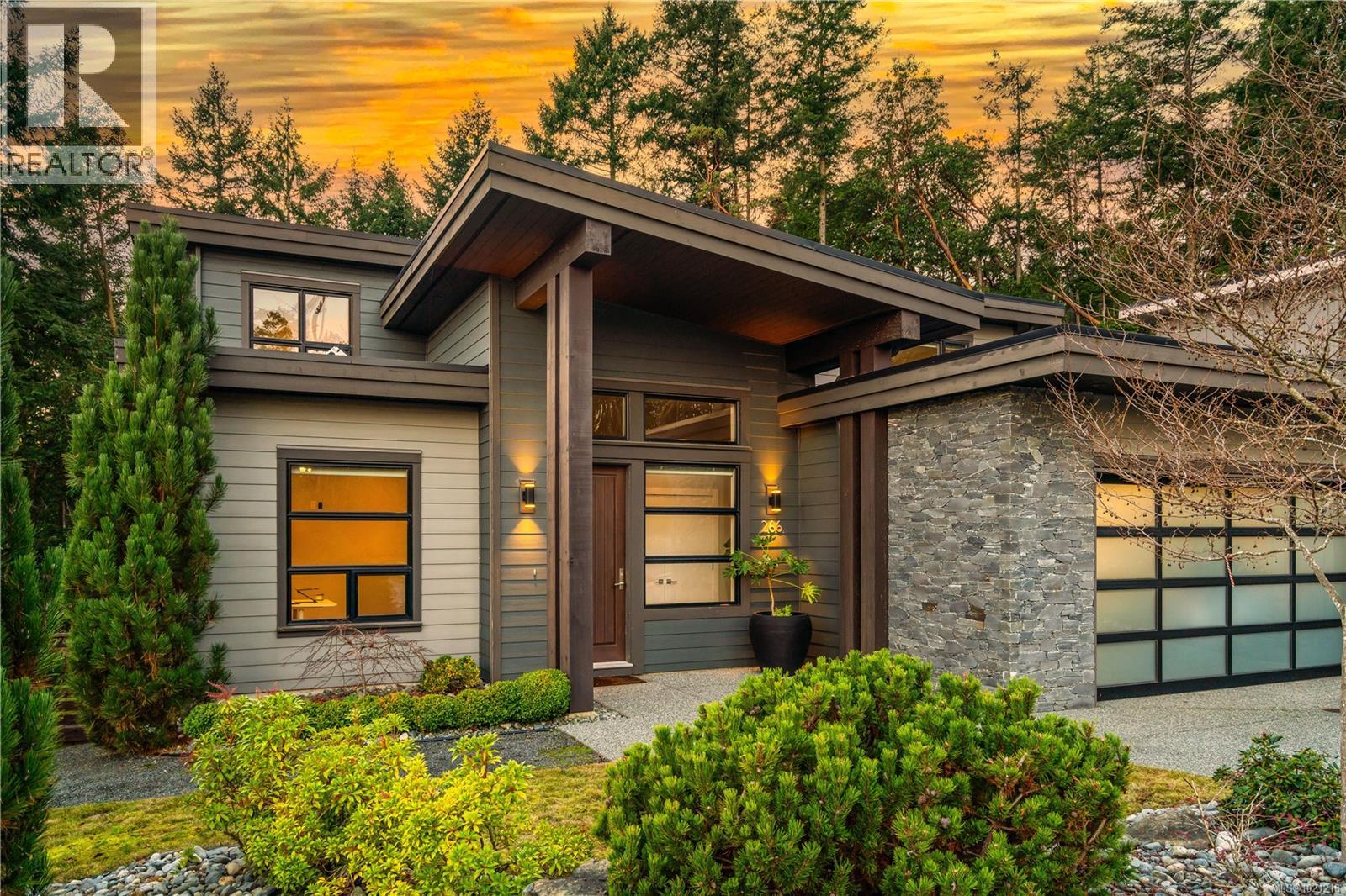 266 Crestline Terr, Nanaimo