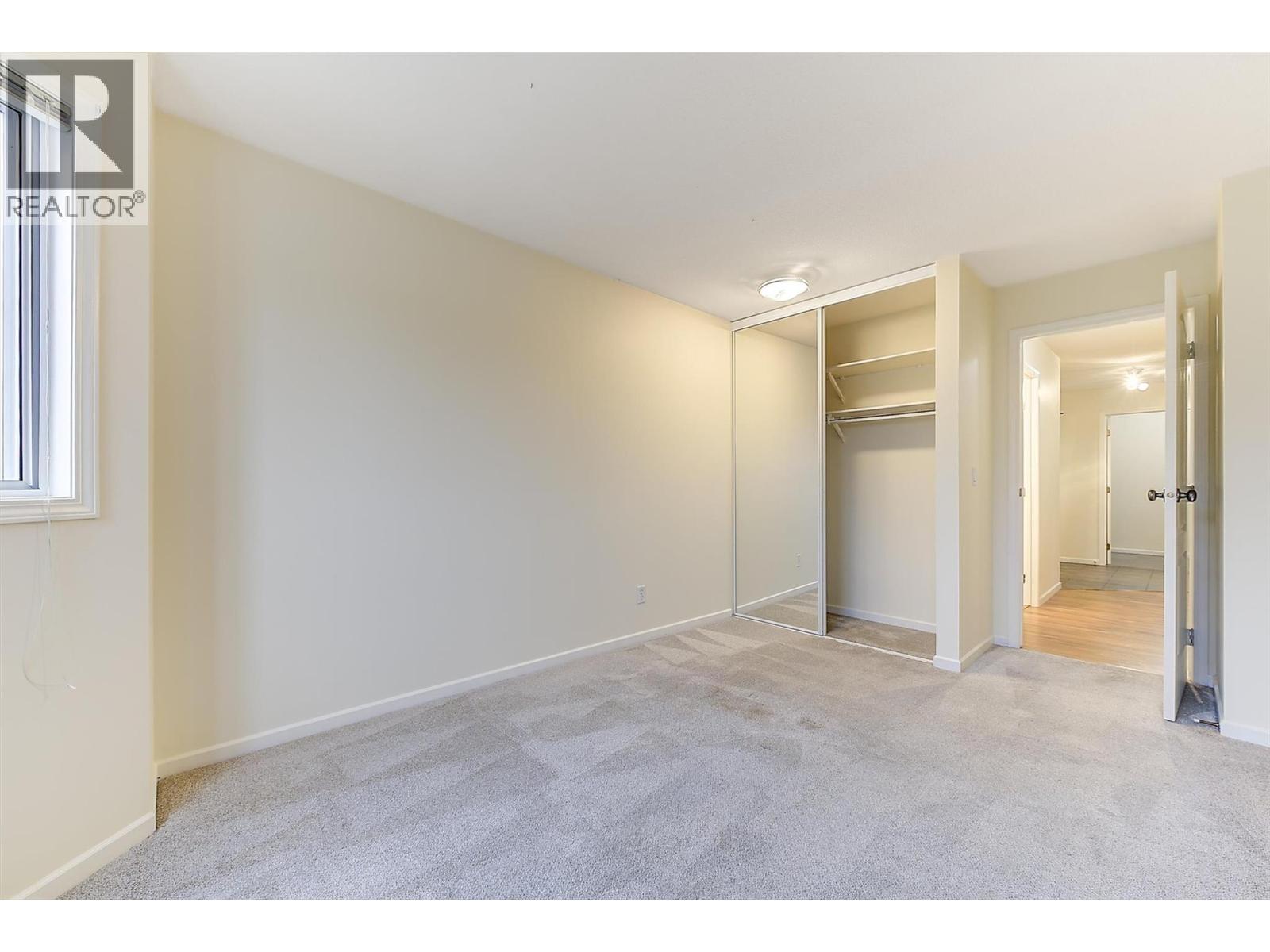 210 780 Houghton Road, Kelowna