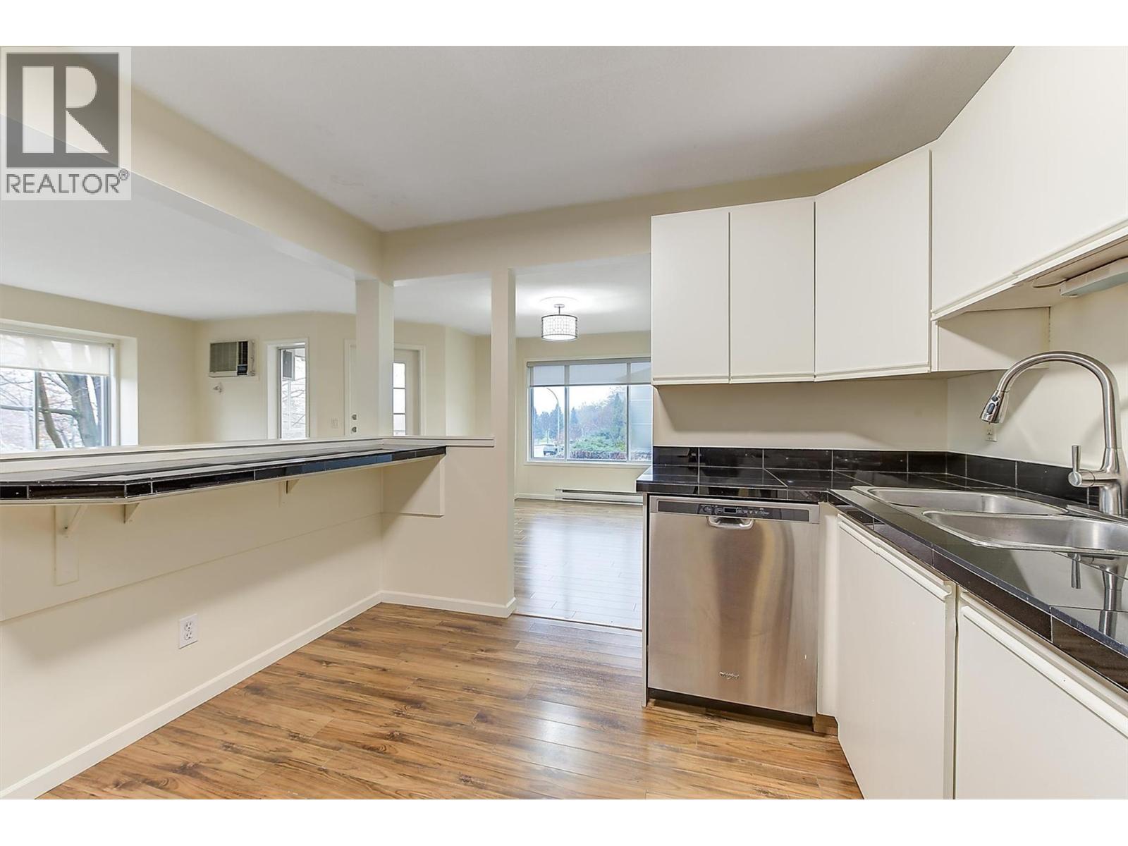 210 780 Houghton Road, Kelowna