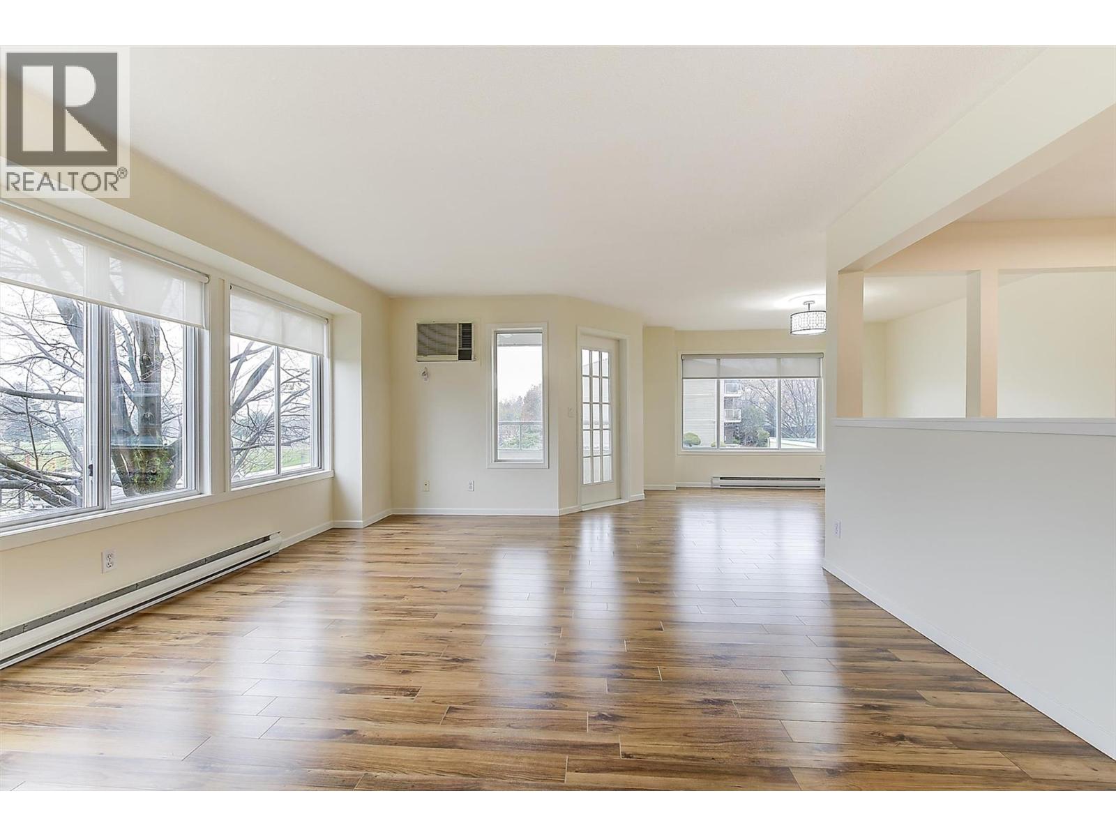 210 780 Houghton Road, Kelowna