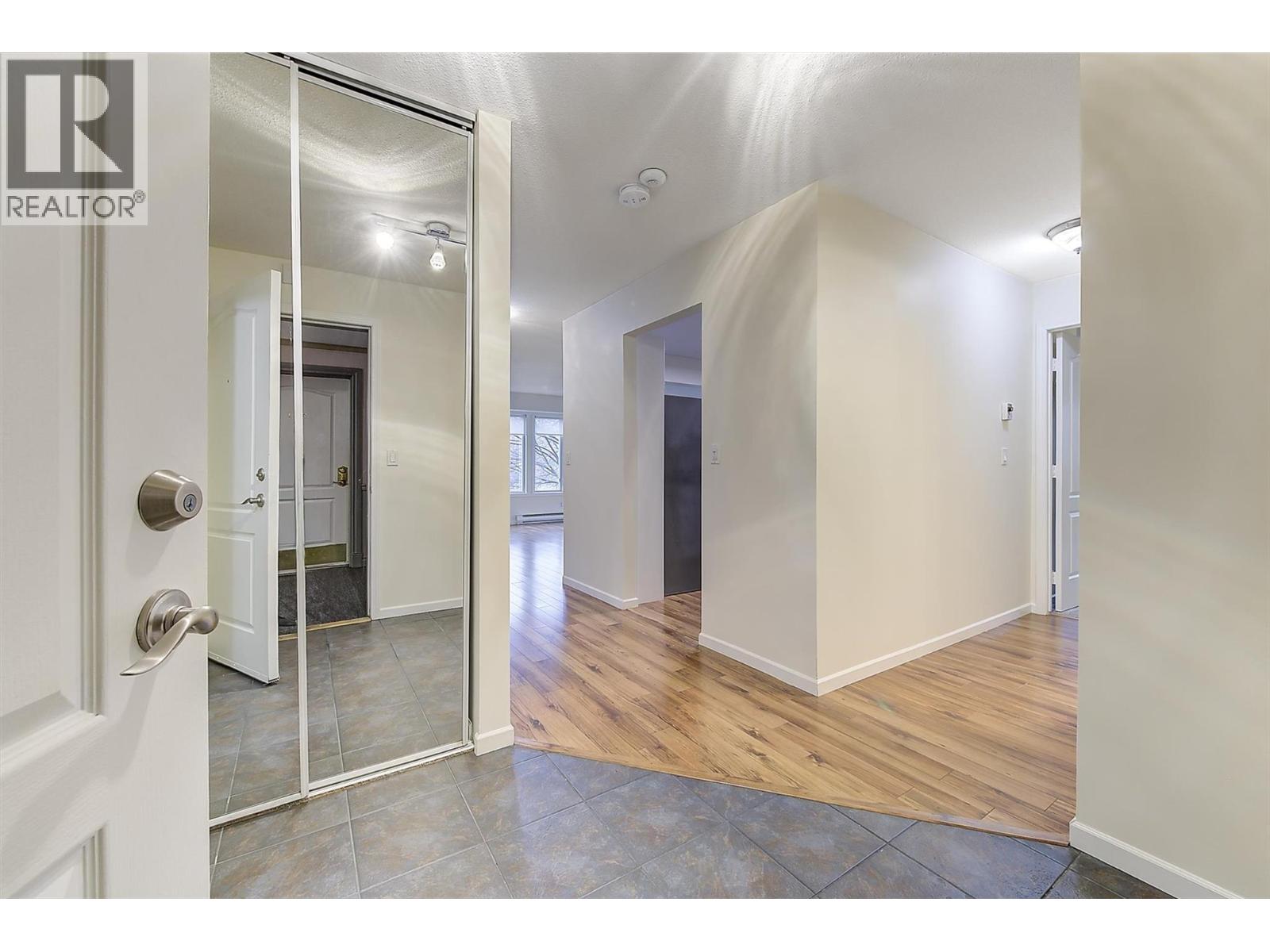 210 780 Houghton Road, Kelowna