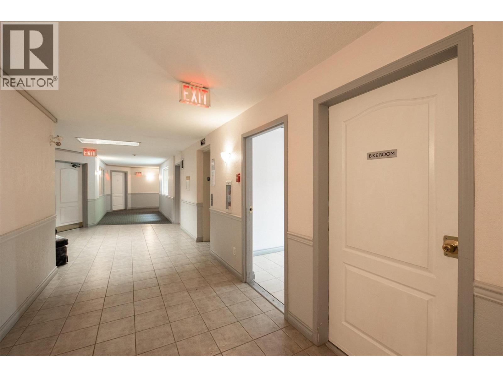 210 780 Houghton Road, Kelowna