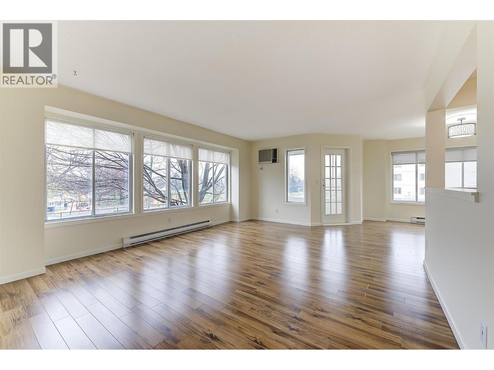 210 780 Houghton Road, Kelowna