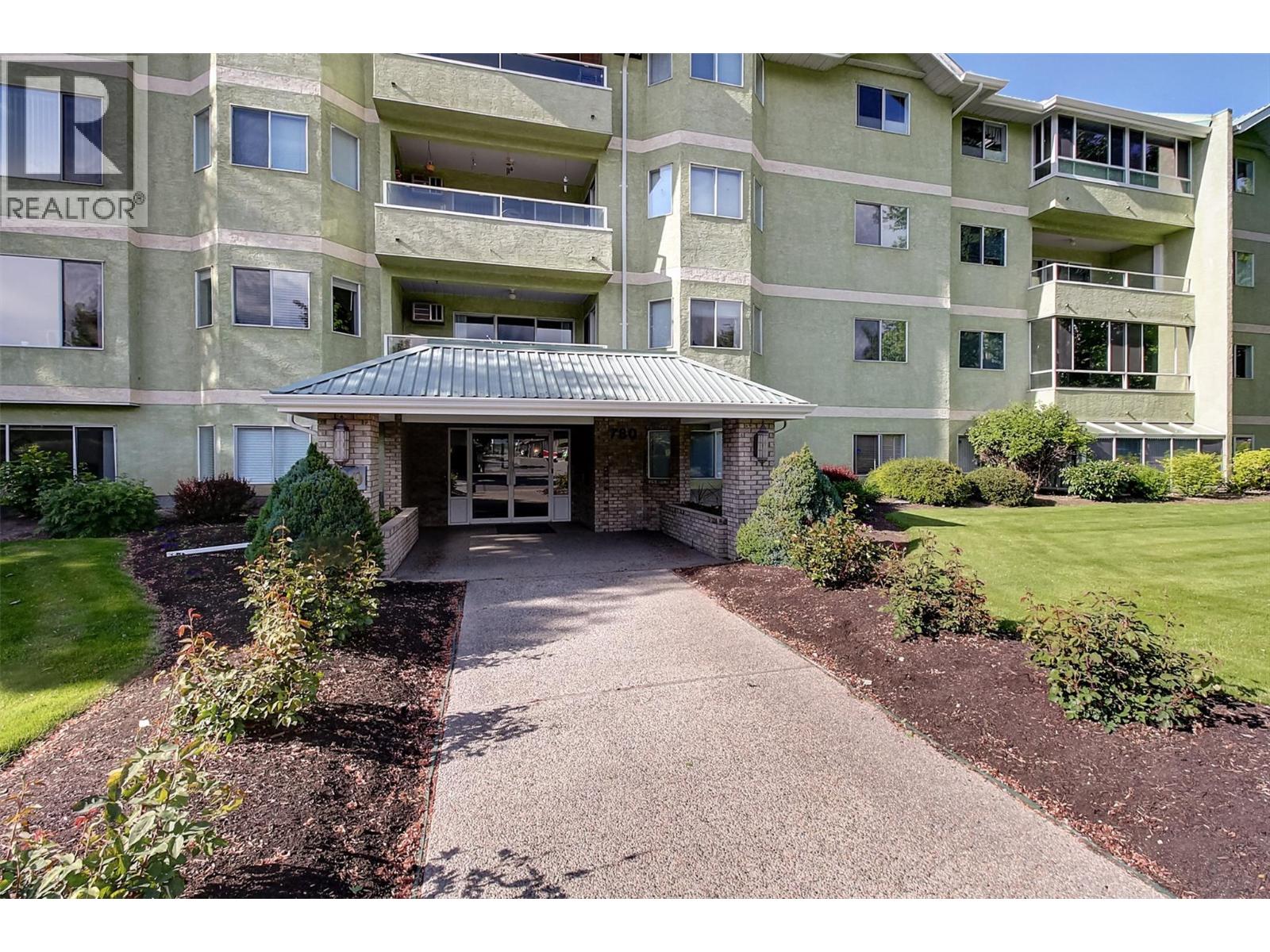 210 780 Houghton Road, Kelowna