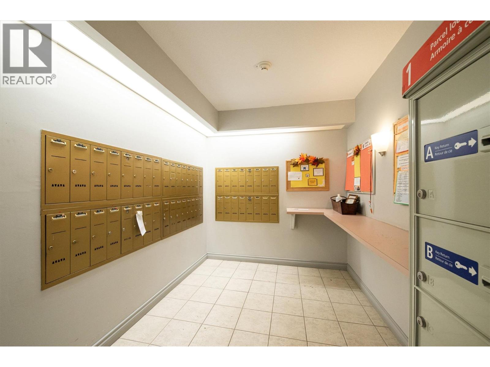 210 780 Houghton Road, Kelowna