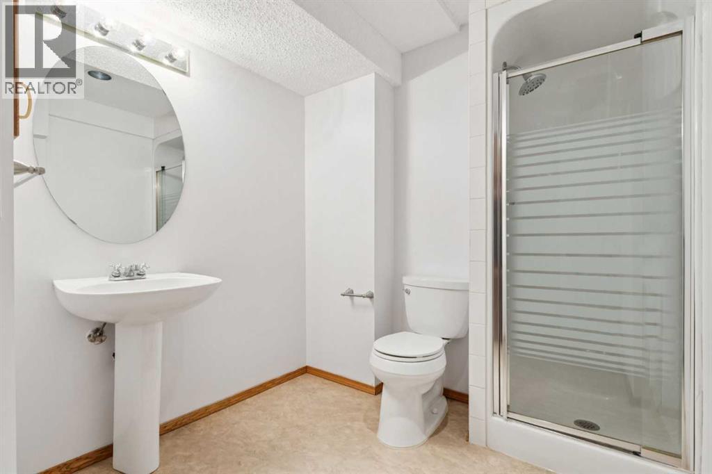 Single Family House for Sale in  Macewan Park View NW MacEwan Glen Calgary 