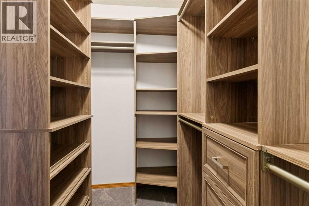 Single Family House for Sale in  Macewan Park View NW MacEwan Glen Calgary 