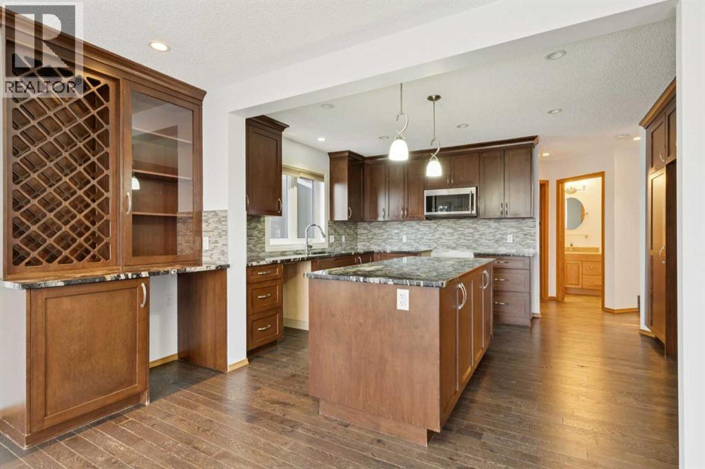 Single Family House for Sale in  Macewan Park View NW MacEwan Glen Calgary 