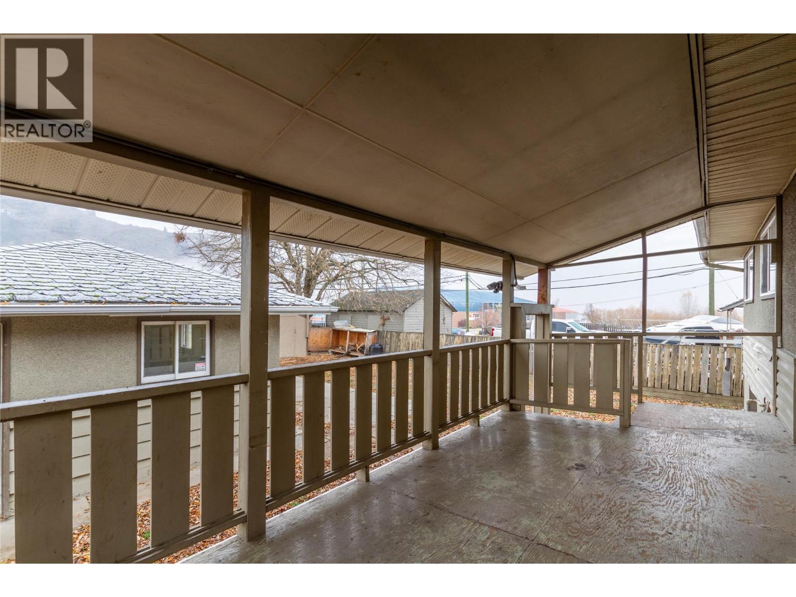  4214 34 Street, Vernon