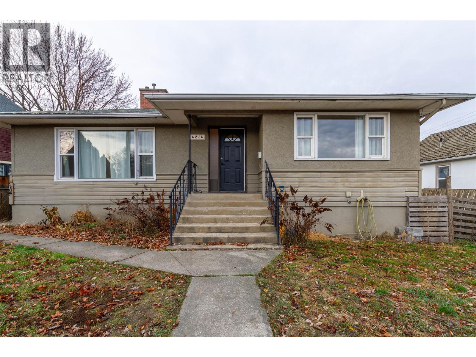  4214 34 Street, Vernon