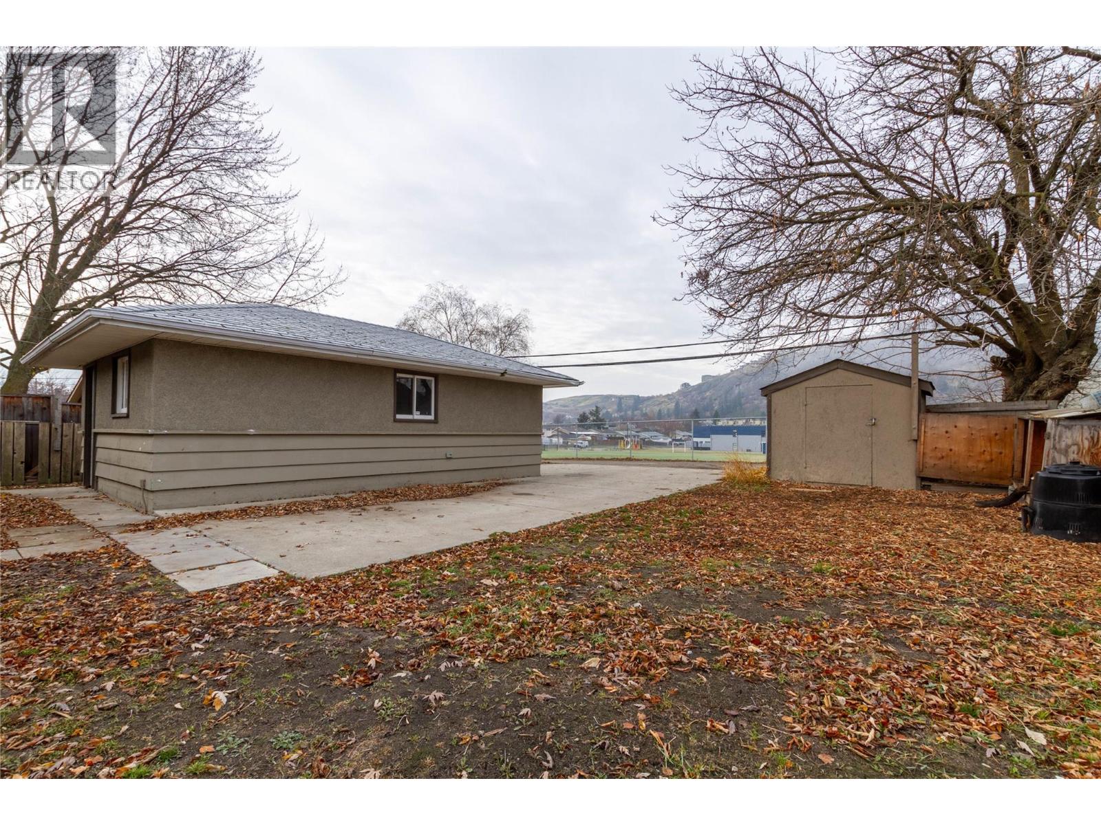  4214 34 Street, Vernon