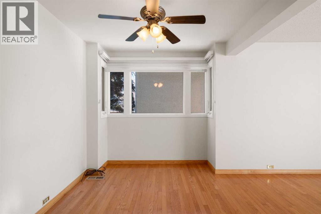 Single Family House for Sale in  Utah Drive NW University Heights Calgary 