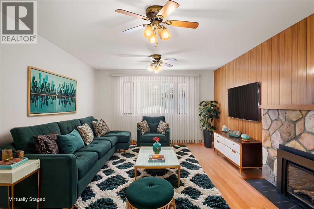 Single Family House for Sale in  Utah Drive NW University Heights Calgary 