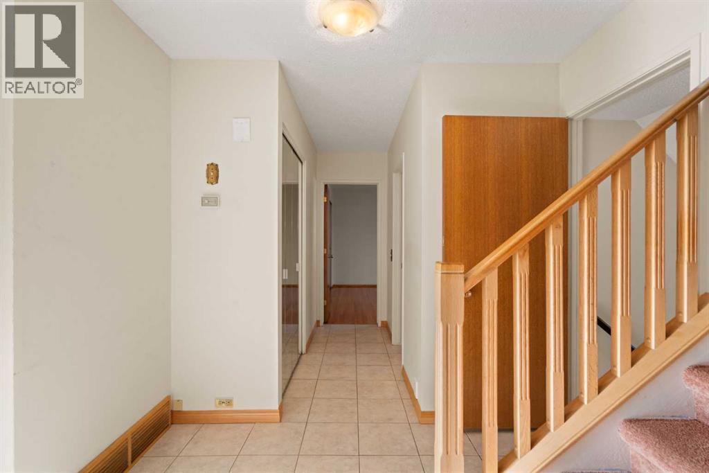 Single Family House for Sale in  Utah Drive NW University Heights Calgary 