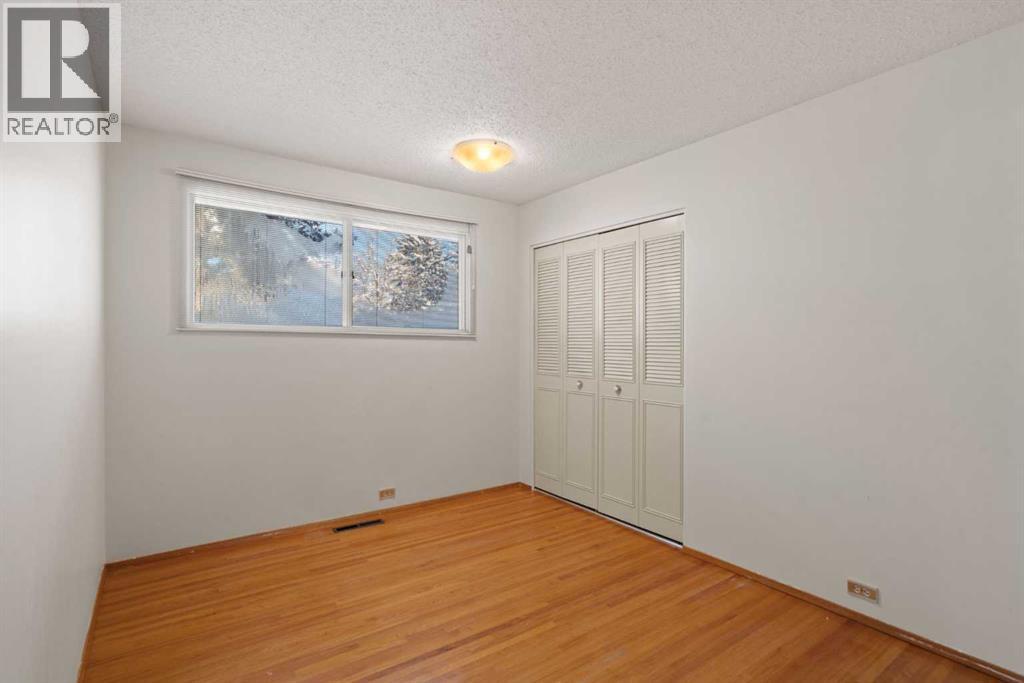 Single Family House for Sale in  Utah Drive NW University Heights Calgary 