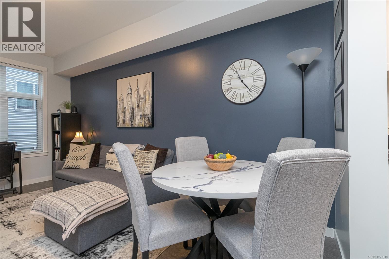 304 868 Orono Avenue, Langford