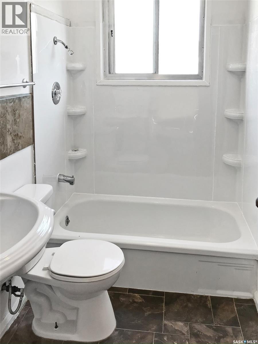 Multi-family House Low rise for Sale in  Cheadle STREET E Swift Current 