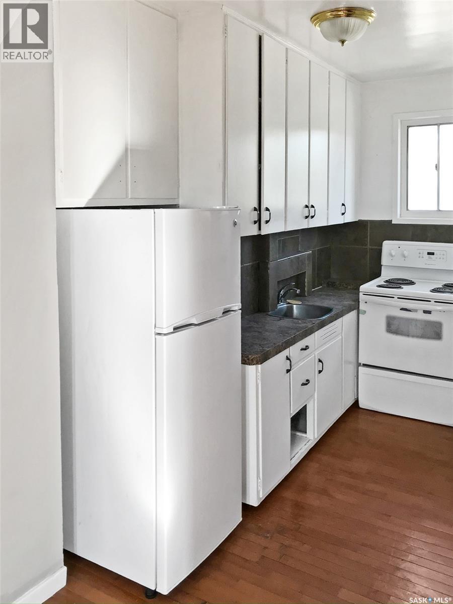 Multi-family House Low rise for Sale in  Cheadle STREET E Swift Current 