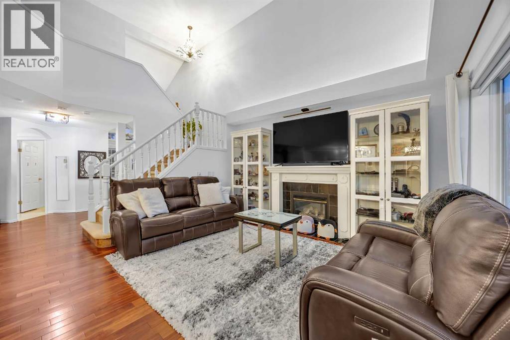 Single Family House for Sale in  Tuscarora Way NW Tuscany Calgary 