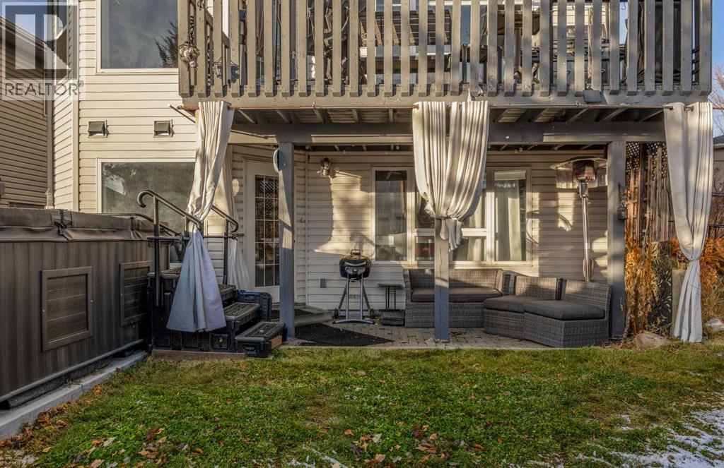 Single Family House for Sale in  Tuscarora Way NW Tuscany Calgary 